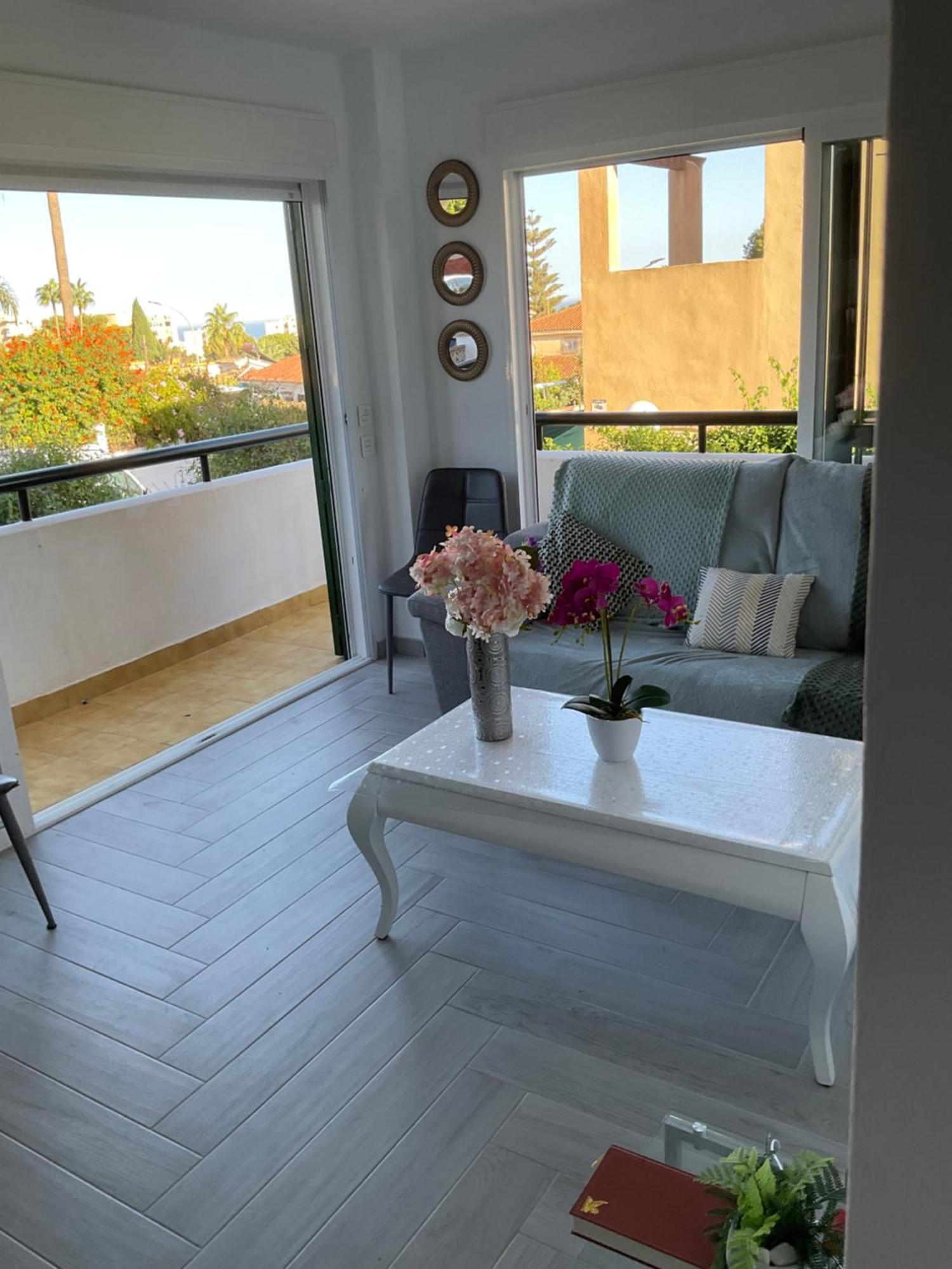 Appartement Moderne Pour 6 Adultes Benalmadena Exterior photo